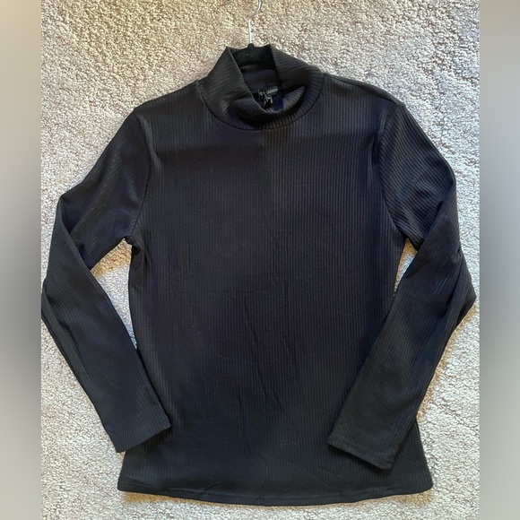 Coco + Carmen Black Ribbed Mock Neck Long Sleeve Top - Picture 1 of 6